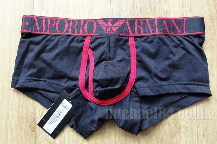 armani-boxers-blackred2011