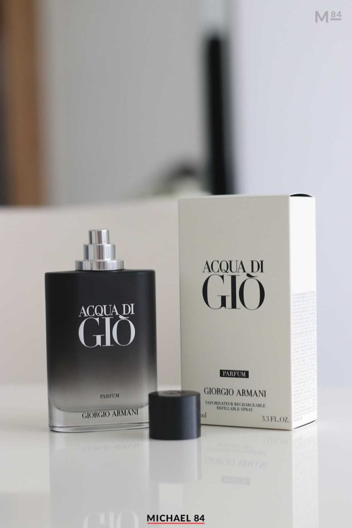 Giorgio Armani Acqua Di Gio Parfum - Fragrance For Men. I have a 100ml bottle. Here's what it smells like