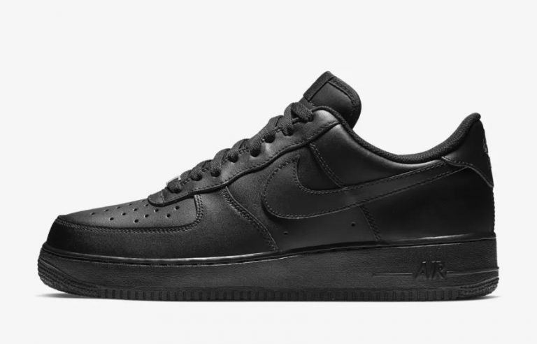 triple black nike boots