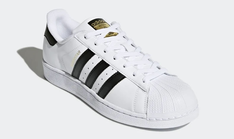 smart white trainers men