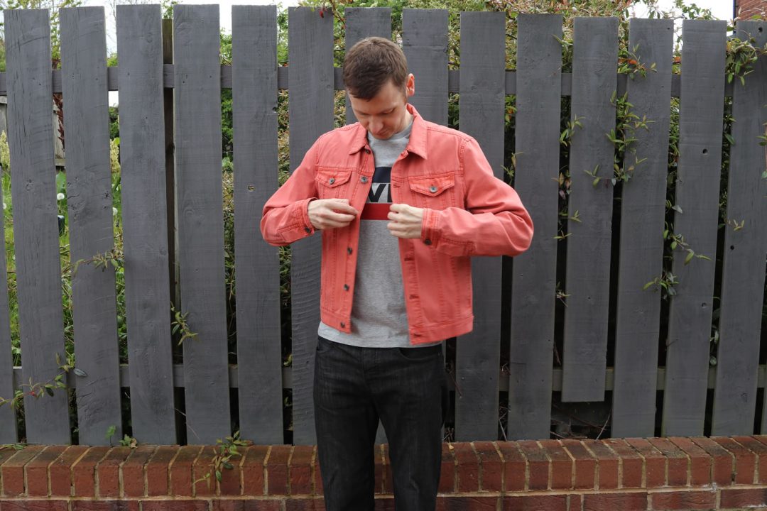 Mens blue hotsell denim jacket outfit