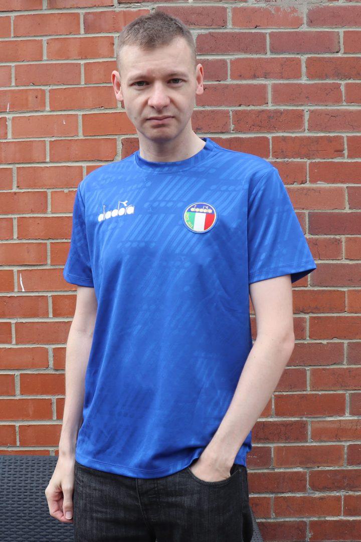 Michael84 wearing the Diadora RB94 Olympic Blue T Shirt