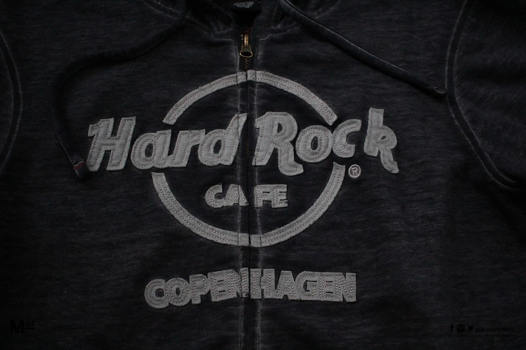 hard-rock-cafe-copenhagen-hoodie-2