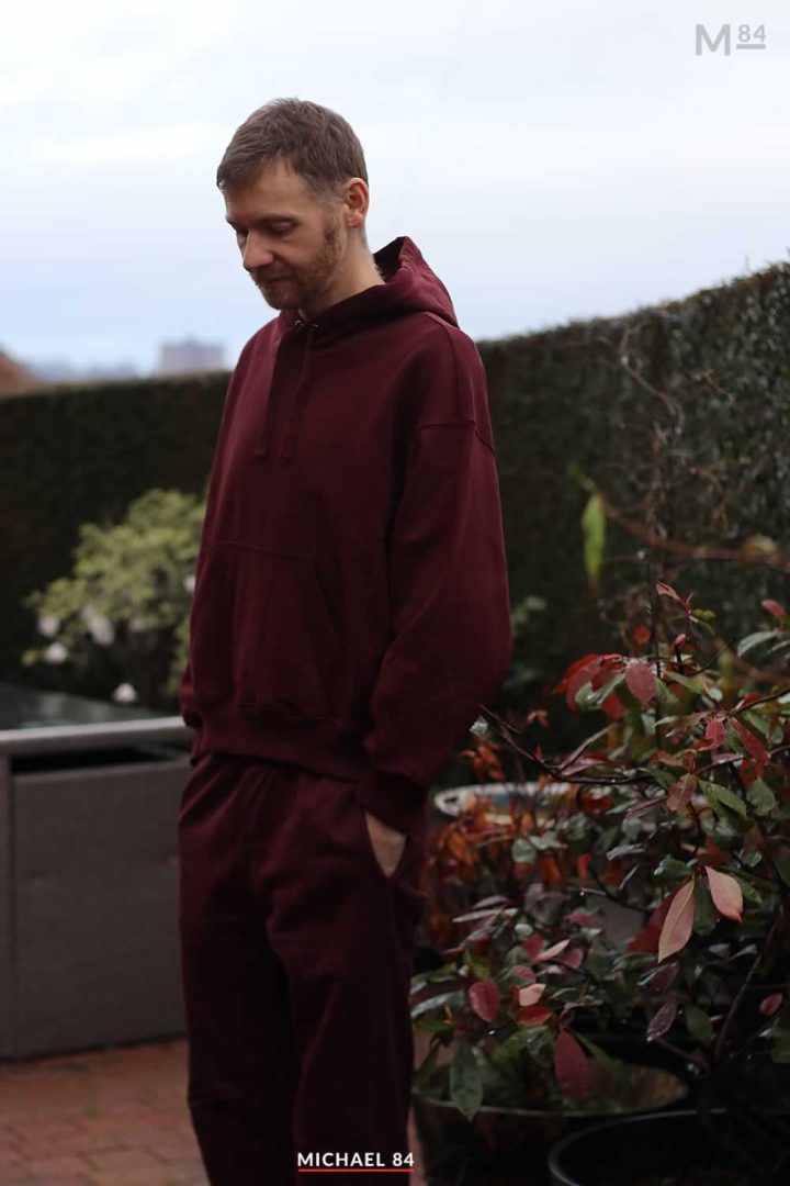 Burgundy sweatshirts outlet