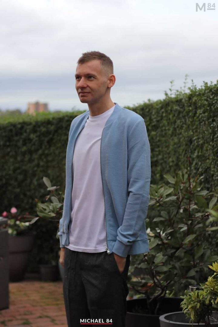 Blue Cardigan, White T-Shirt & Joggers - Casual Stylish Outfit For Autumn |  Michael 84