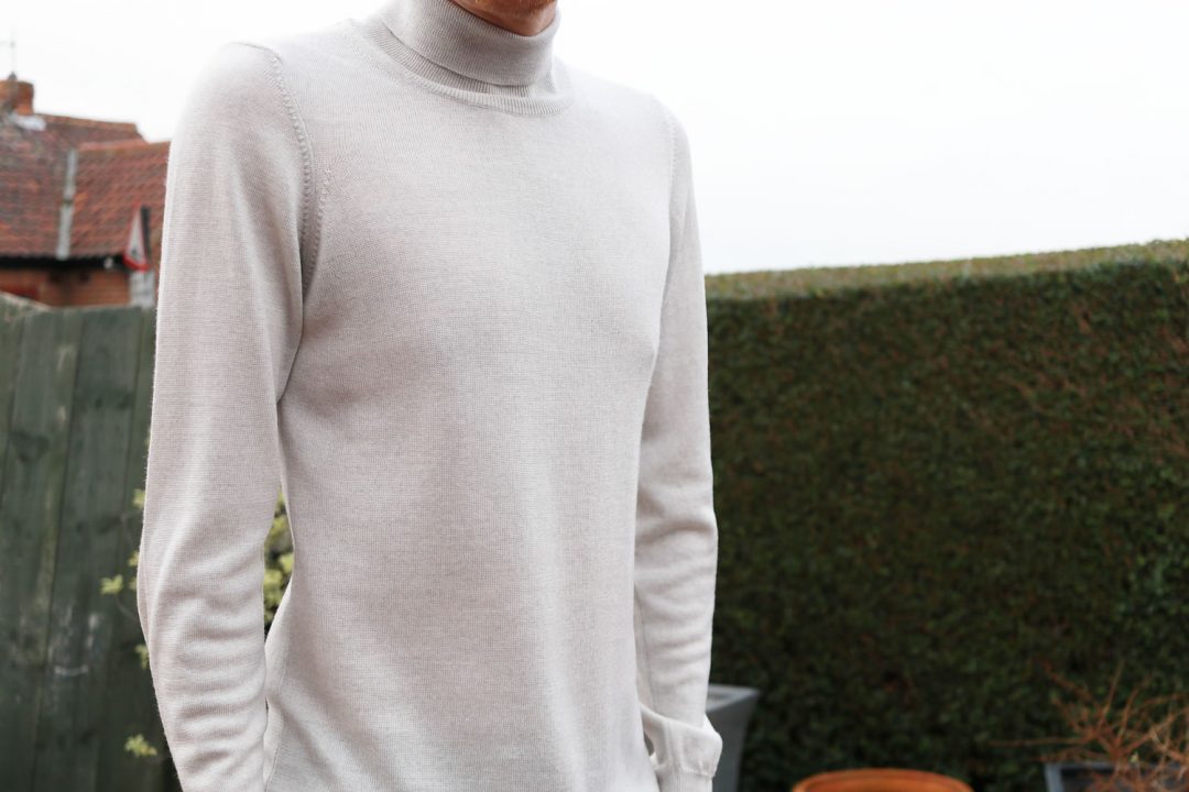 Today's Style - Roll Neck Jumpers For Winter  Men's 