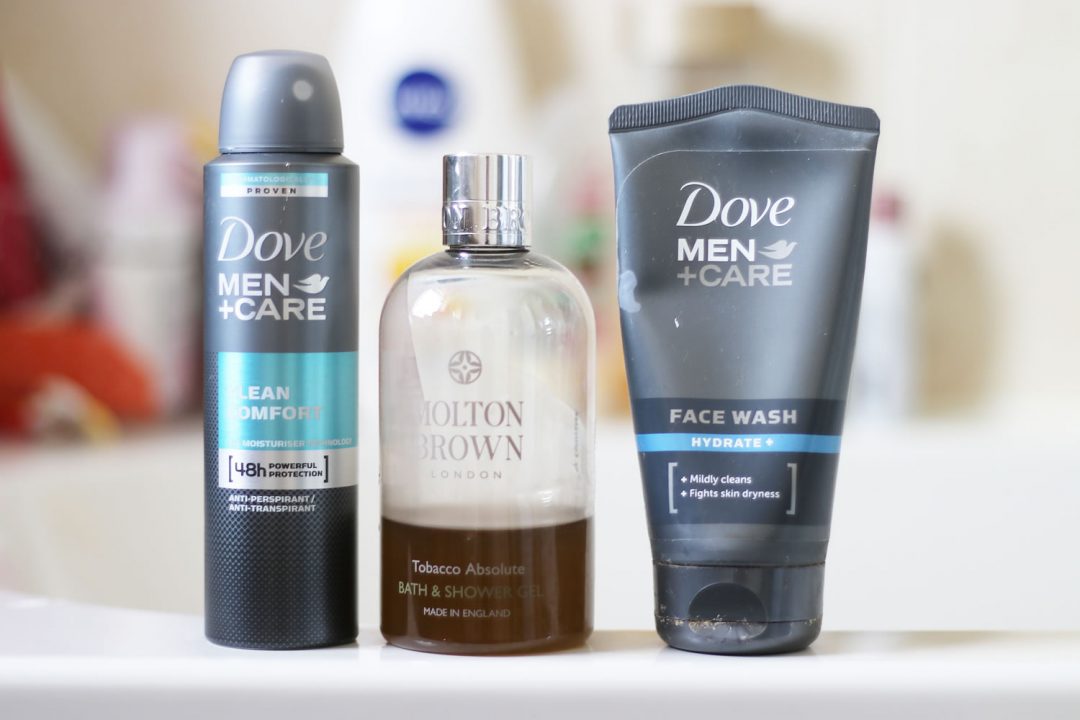 Deodorant, body wash and face wash for your kit