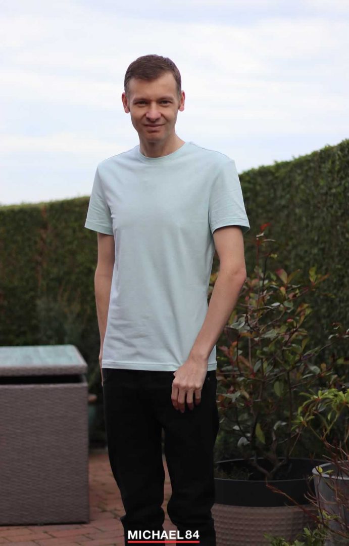 Mint Green T Shirt Outfit - Here's How I Styled It | Michael 84