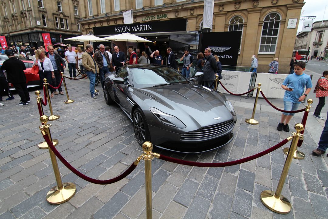 ne1-motor-show-2016-aston-martin-3