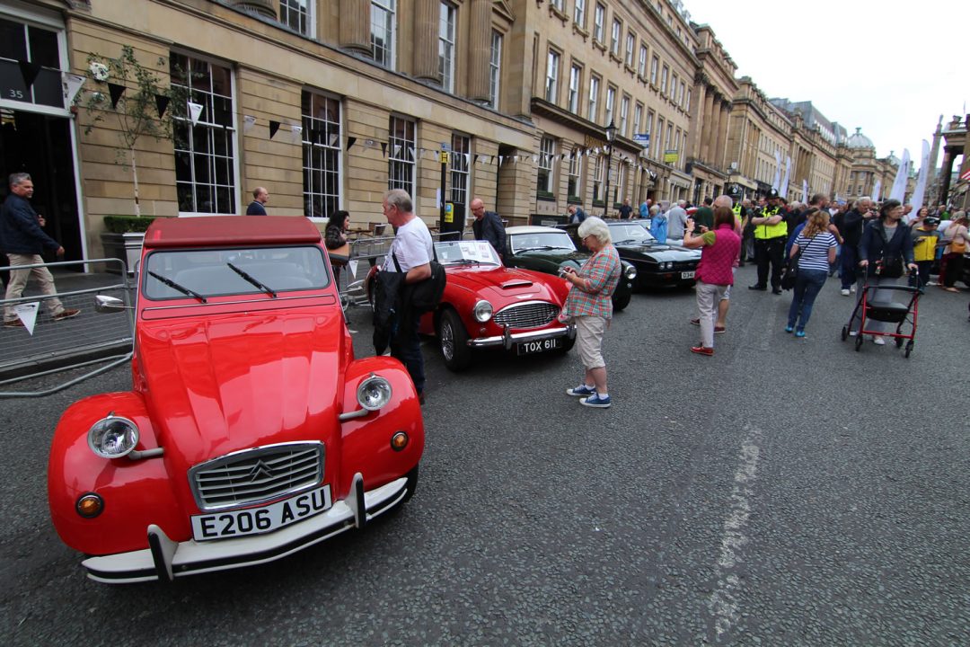 ne1-motor-show-2016-classic-cars-5