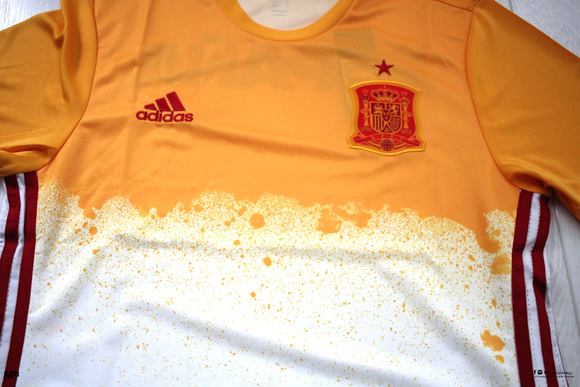 spain-training-shirt-2016-white-yellow-1