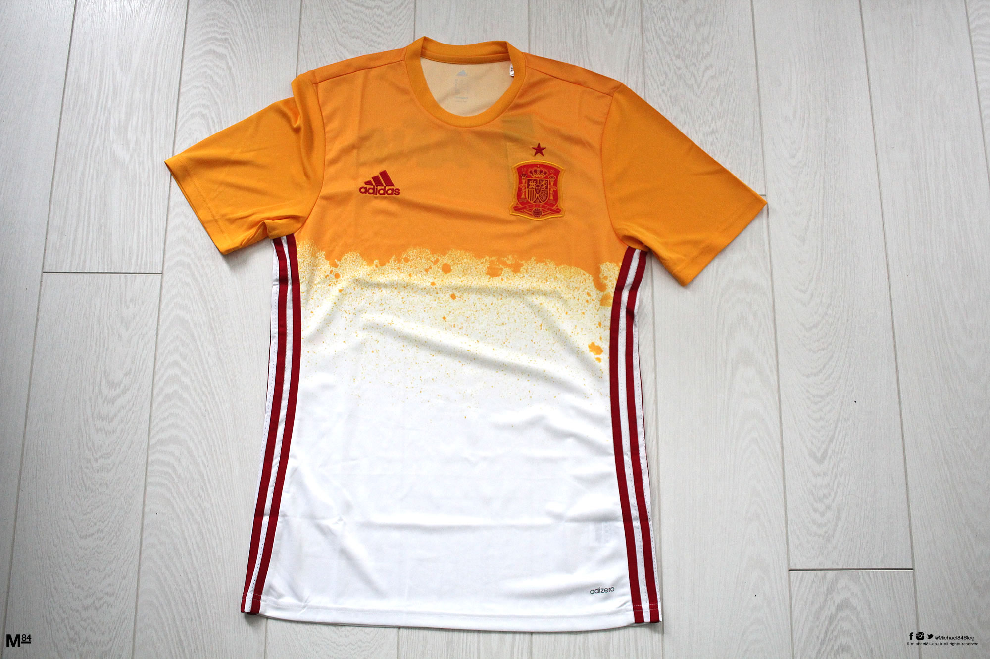 spain-training-shirt-2016-white-yellow-2