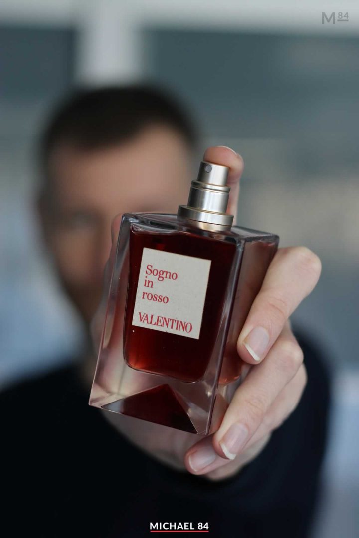 Valentino Sogno In Rosso Fragrance Review - Here's What It Smells Like